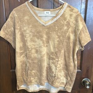BKE Tan Tie-Dye V-Neck T-Shirt